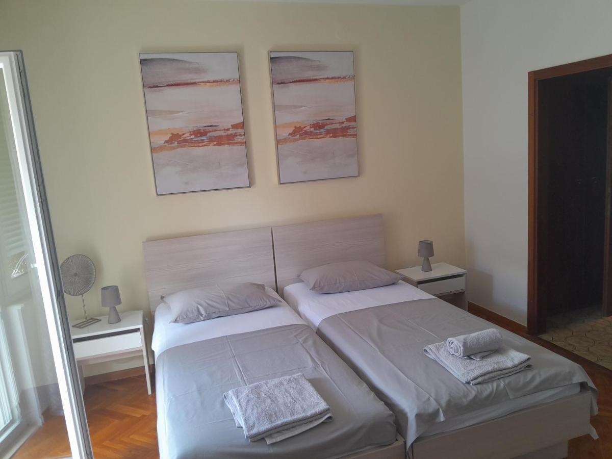 Apartment L Trogir Exteriör bild